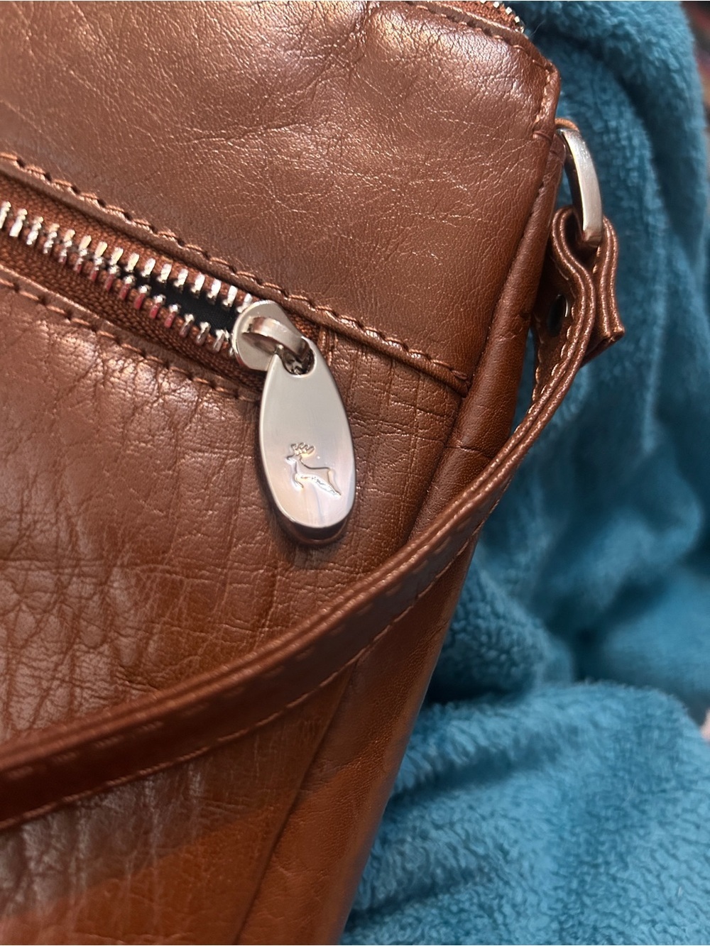 Ashwood Genuine Leather Brown Crossbody Bag Organizer Purse Multiple Zip Pockets - Picture 6 of 7